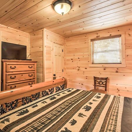 Private Sevierville Cabin With Mountain Views And Loft Εξωτερικό φωτογραφία