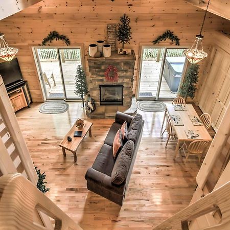 Private Sevierville Cabin With Mountain Views And Loft Εξωτερικό φωτογραφία